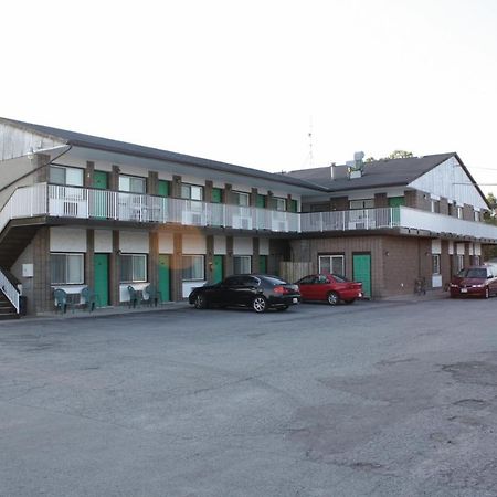 Tropicana Inn Καταρράκτες του Νιαγάρα Εξωτερικό φωτογραφία