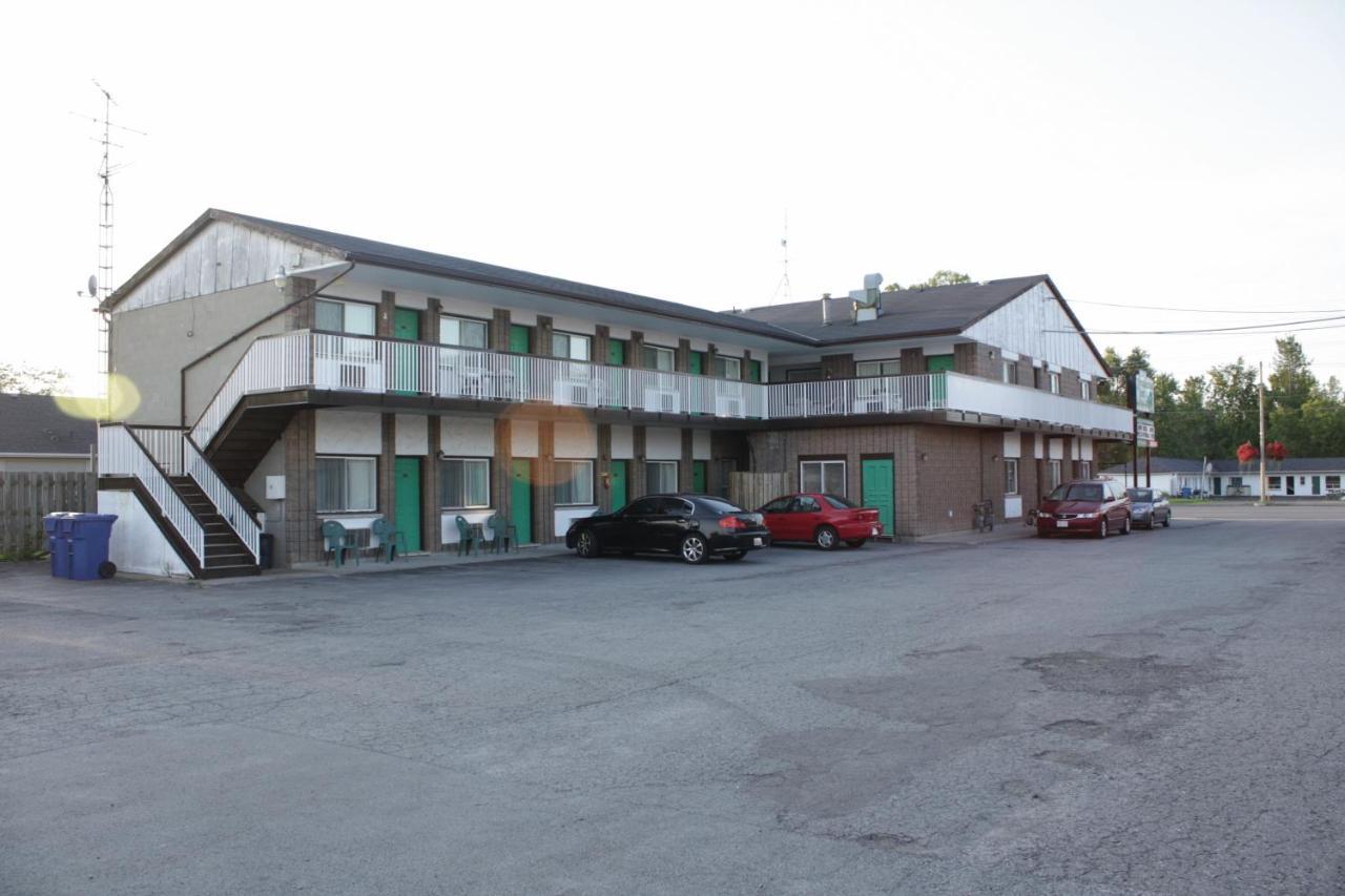 Tropicana Inn Καταρράκτες του Νιαγάρα Εξωτερικό φωτογραφία